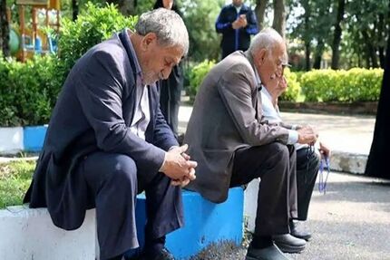اسفندماه، بازنشستگان سه بار دریافتی خواهندداشت