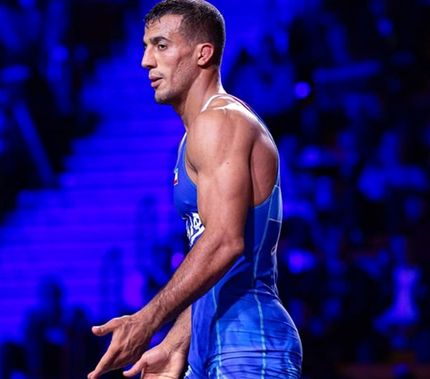 اتحادیه جهانی، برادر کشتی‌گیر کشورمان را تعلیق کردند