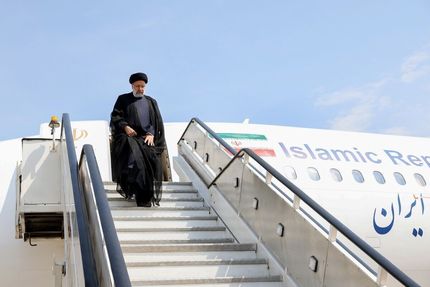 رییس جمهور وارد کرمان شد