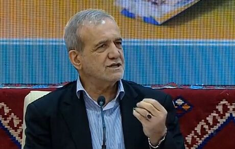 رئیس جمهور: می‌خواهیم با همه از در صلح و دوستی وارد شویم / ما نمی‌گوییم گفت و گو نمی‌کنیم