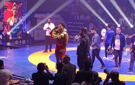 فرنگی‌کار سنگین وزن کشورمان و دارنده طلای آسیا خداحافظی کرد
