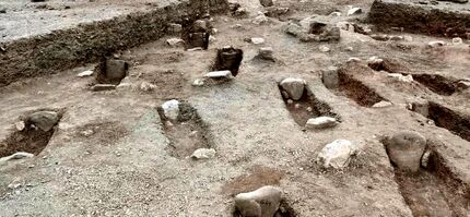 کشف نخستین سنگ گور منقوش متعلق به دوره ی اشکانی در ایران 