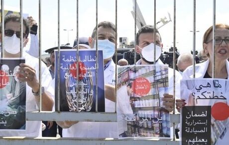  پیامد جنایت تحریمی آمریکا علیه لبنان؛ از کمبود شیر خشک تا فوت نوزاد بر اثر نبود دارو