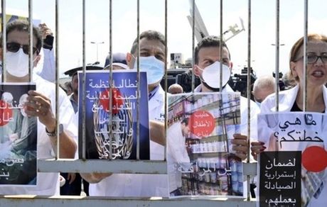  پیامد جنایت تحریمی آمریکا علیه لبنان؛ از کمبود شیر خشک تا فوت نوزاد بر اثر نبود دارو