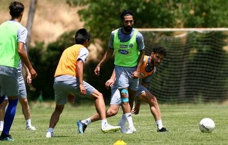باقری: با تمام وجود در خدمت استقلال هستم