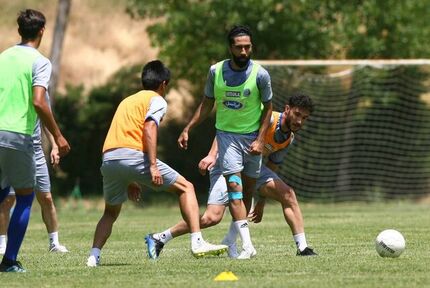 باقری: با تمام وجود در خدمت استقلال هستم