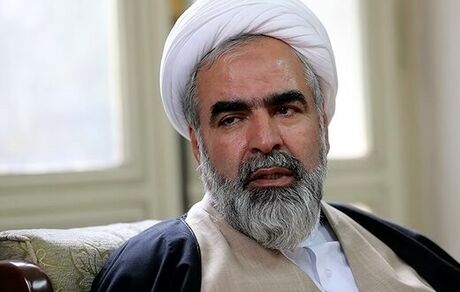 سرانجام یک روحانی که روی منبر به رهبر انقلاب توهین کرد