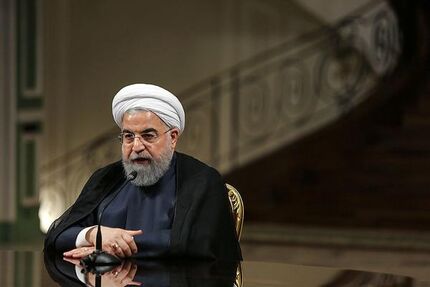 روحانی: برنامه‌ریزی‌های لازم برای انجام فعالیت‌های آموزشی سال آینده در کنار کرونا انجام شود