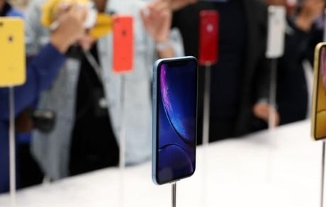 افزایش تقریبا دو برابری واردات موبایل