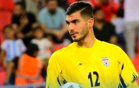 استقلال در لحظات آخر نقل و انتقالات یک دروازه‌بان خرید