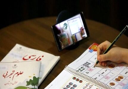 اهدای ۱۲۰ هزار تبلت و موبایل به دانش‌آموزان نیازمند
