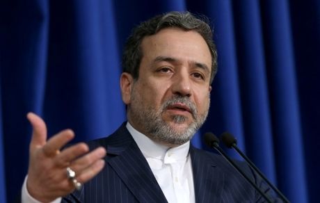 عراقچی : شایعات مسیر‌های ترانزیتی ایران به سمت ارمنستان یا آذربایجان بی‌اساس است