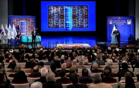 فضای دیجیتال را باید وسیله‌ای برای رونق بخشیدن به کتاب و کتاب‌خوانی دید