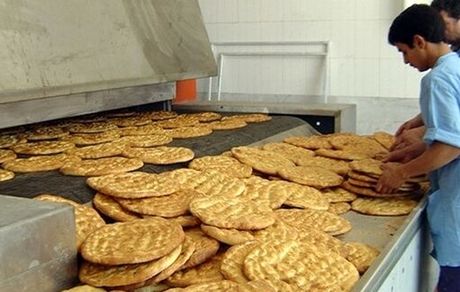 فعالیت ۳ شیفت نانوایی‌ها در تهران