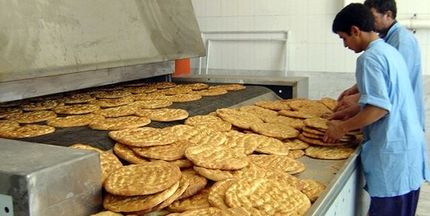 فعالیت ۳ شیفت نانوایی‌ها در تهران