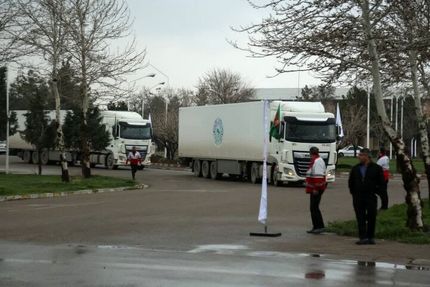 ارسال ۴ تریلی اقلام بهداشتی و دارویی توسط ترکمنستان به ایران