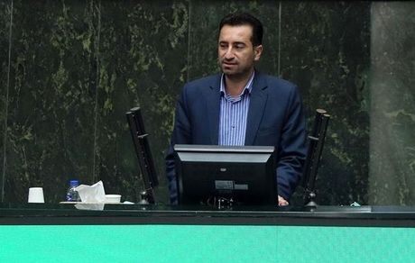 صالحی: کمیسیون آموزش قانون احتساب سنوات خدمت فرهنگیان را اصلاح کند