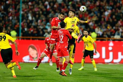 دعوای سپاهان و پرسپولیس تمامی ندارد / اصفهانی‌ها ادعای جنجالی قرمزها را تکذیب کردند