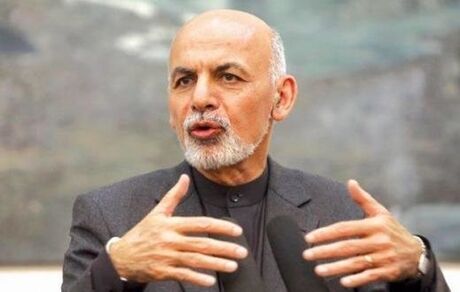 سفارت روسیه: غنی با ۴ خودرو پر از پول گریخت