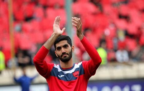 خیال پرسپولیسی‌ها راحت شد / بازگشت مدافع محبوب یحیی گل‌محمدی