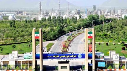 یک کشته در آتش سوزی شازند / حریق مهار شد