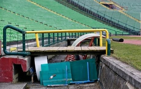 شرایط وحشتناک ورزشگاه بازی دوستانه بوسنی - ایران