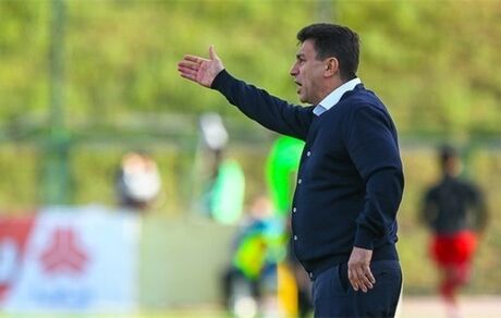  قلعه‌نویی: اسطوره‌های مدعی، استقلال را تنها گذاشتند