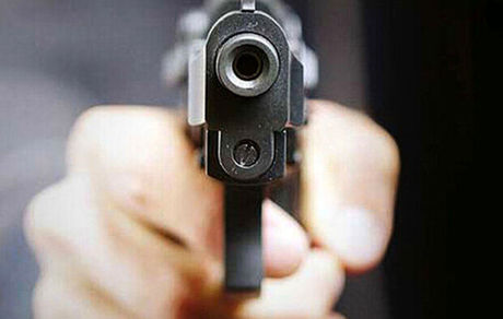 قتل خانودگی در شیراز / پلیس بدنبال دستگیری قاتل