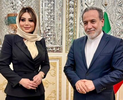 سیندرلای فلسطین با عراقچی گفت و گو کرد