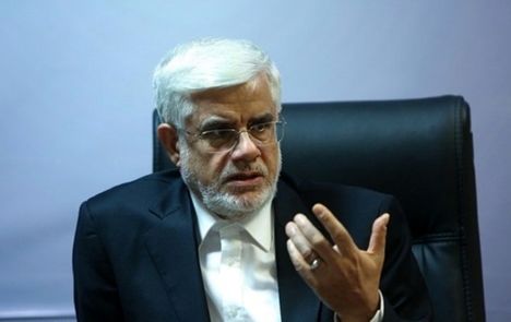 عارف: با کشورهای همسایه بهترین روابط را داریم / تا حد امکان باید اختیارات به استان‌ها واگذار شود