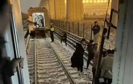 مصدومیت ۱۰۲ نفر در چین به دلیل سانحه ریلی