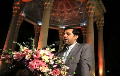برپایی ارکستر بزرگ شیراز در حافظیه همزمان با هفته بزرگداشت یادروز حافظ