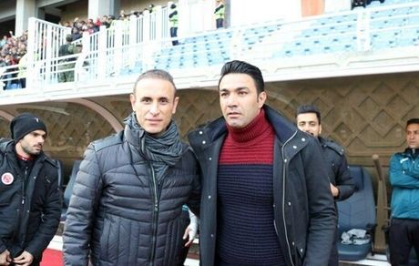 نکونام: گل‌محمدی در حد من نیست / یحیی: جوابش را نمی‌دهم