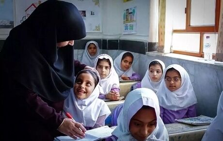 مدارس تهران تعطیل نیست