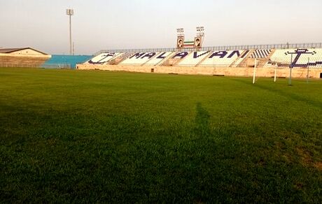 بازی ملوان و ذوب آهن هم با تماشاگر شد
