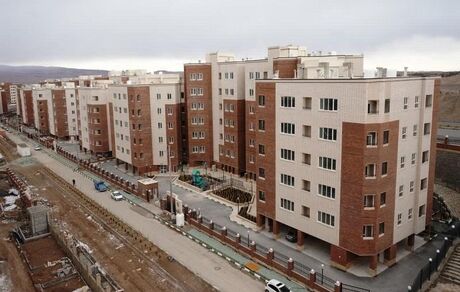پرداخت بیش از ۱۳۶ همت تسهیلات نهضت ملی توسط بانک مسکن / تسریع در تحویل واحدهای مسکونی اولویت دارد
