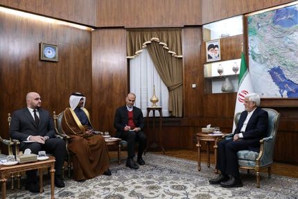 عارف: سطح روابط اقتصادی با قطر را به سطح روابط بالای سیاسی برسانیم