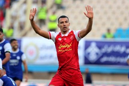 مهاجم سوئدی پرسپولیس جدا میشود