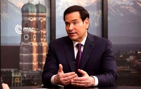 وزیر خارجه آمریکا: روابط با ناتو بازنگری می‌شود