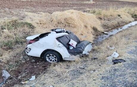 ایرانخودرو به تصویر نصف شدن خودروی دنا در تصادف واکنش نشان داد
