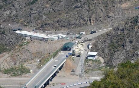 توافق جمهوری آذربایجان و ارمنستان برای بازگشایی کریدور لاچین