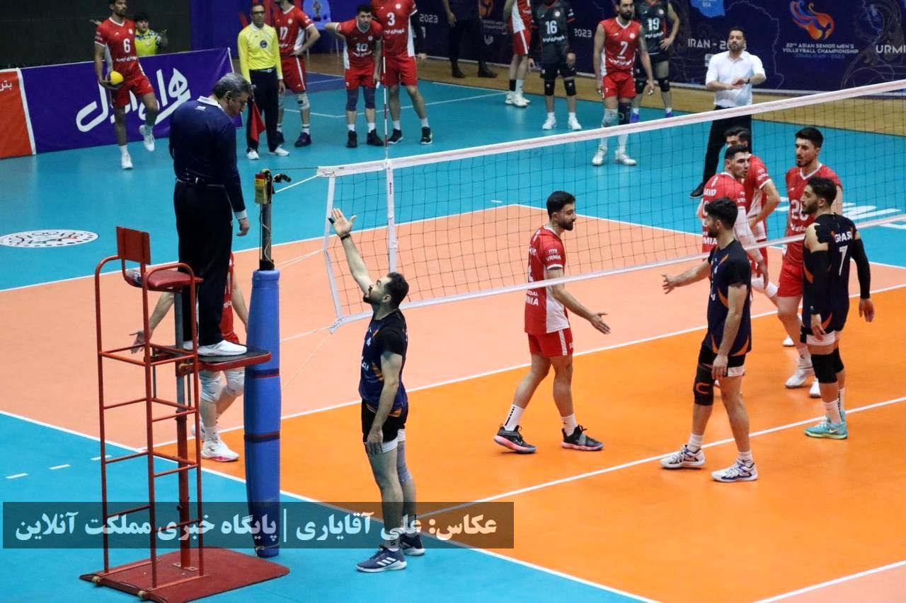 پایان نیم فصل نخست لیگ برتر والیبال با شکست صدرنشین | تصاویر