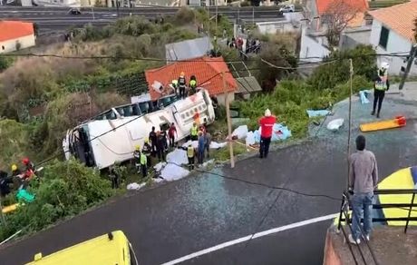 جراحت ۲۶ نفر در واژگونی اتوبوس در لیتوانی