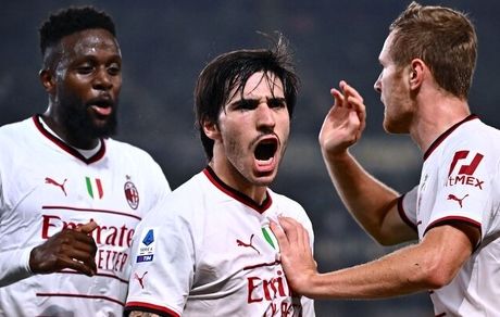 توقف میلان مقابل یوونتوس به نفع همشهری آبی‌پوش