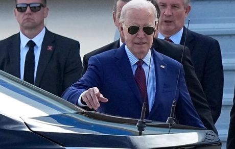 جو بایدن رای خود را به صندوق انداخت