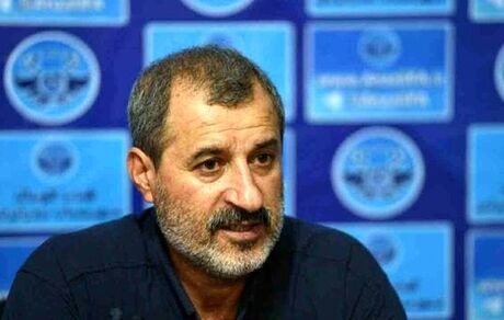 
مایلی‌کهن: مگر جدا از مردم هستم که حالم خوب باشد؟

