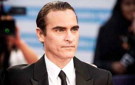 گروگانگیری برای تبلیغ فیلم واکین فینیکس!/ سکوت بازیگر «جوکر»