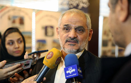 توضیح وزیر آموزش و پرورش درباره کیک‌های آلوده به قرص/ بوفه‌های مدارس از مراکز رسمی خرید کنند
