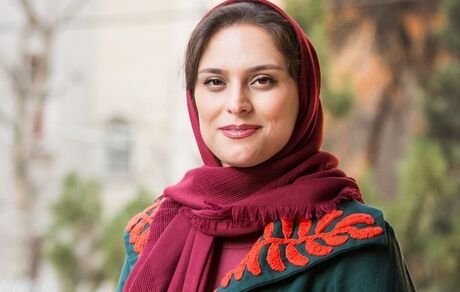 هانا کامکار: فاجعه است که برخی خوانندگان مرد مثل زن‌ها با عشوه می‌خوانند