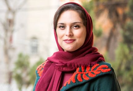 هانا کامکار: فاجعه است که برخی خوانندگان مرد مثل زن‌ها با عشوه می‌خوانند